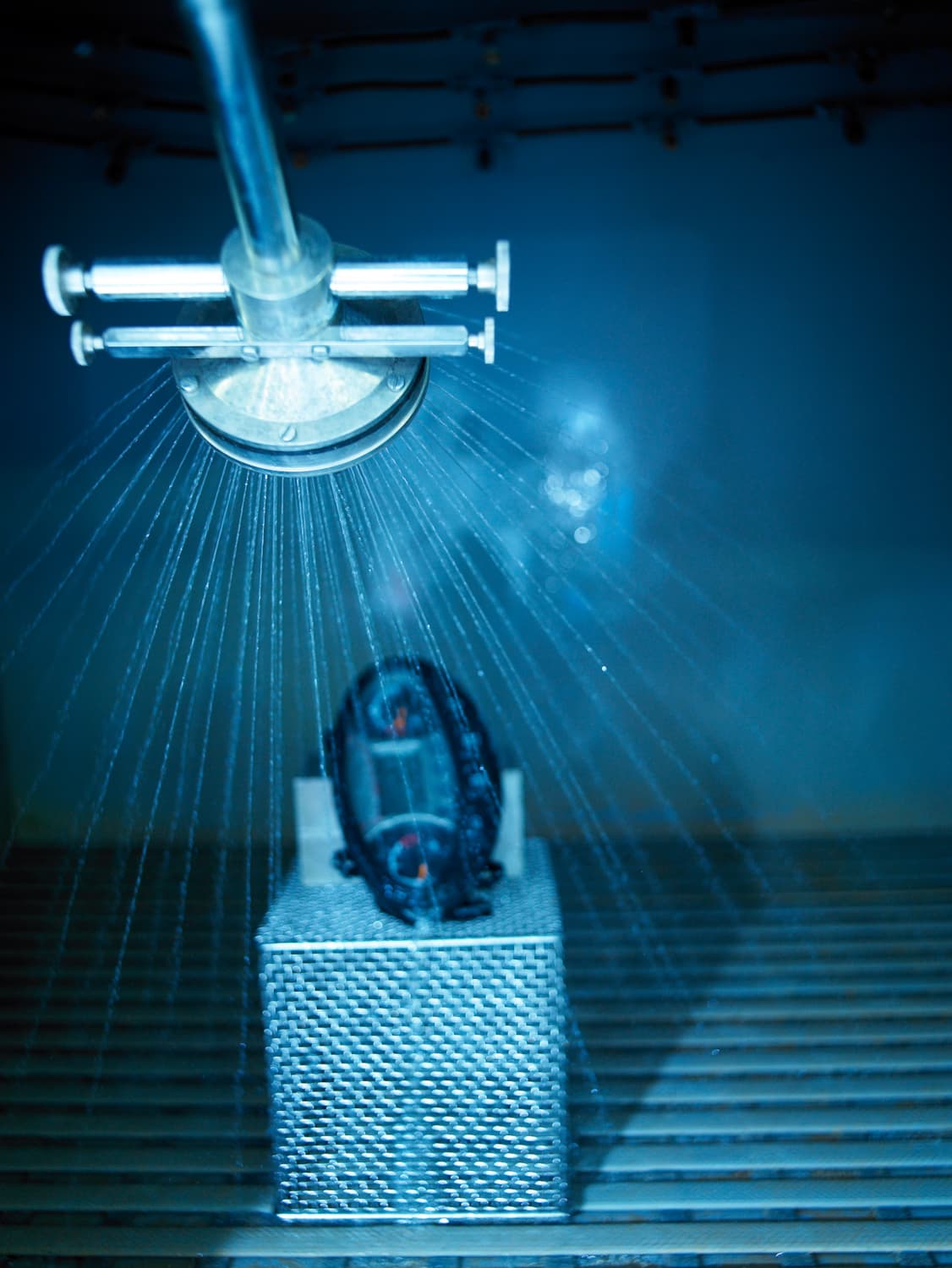 Environmental Simulation | Test Center | Baugruppenmontage und ...