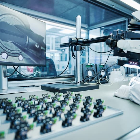 Optoelectronic and Optomechanical Assemblies | Assembly of Components ...