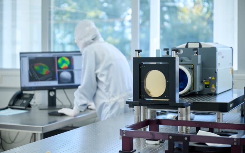 Assembly of Components | Production | Baugruppenmontage und ...